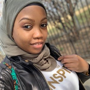 Meet your Posher, Zaika